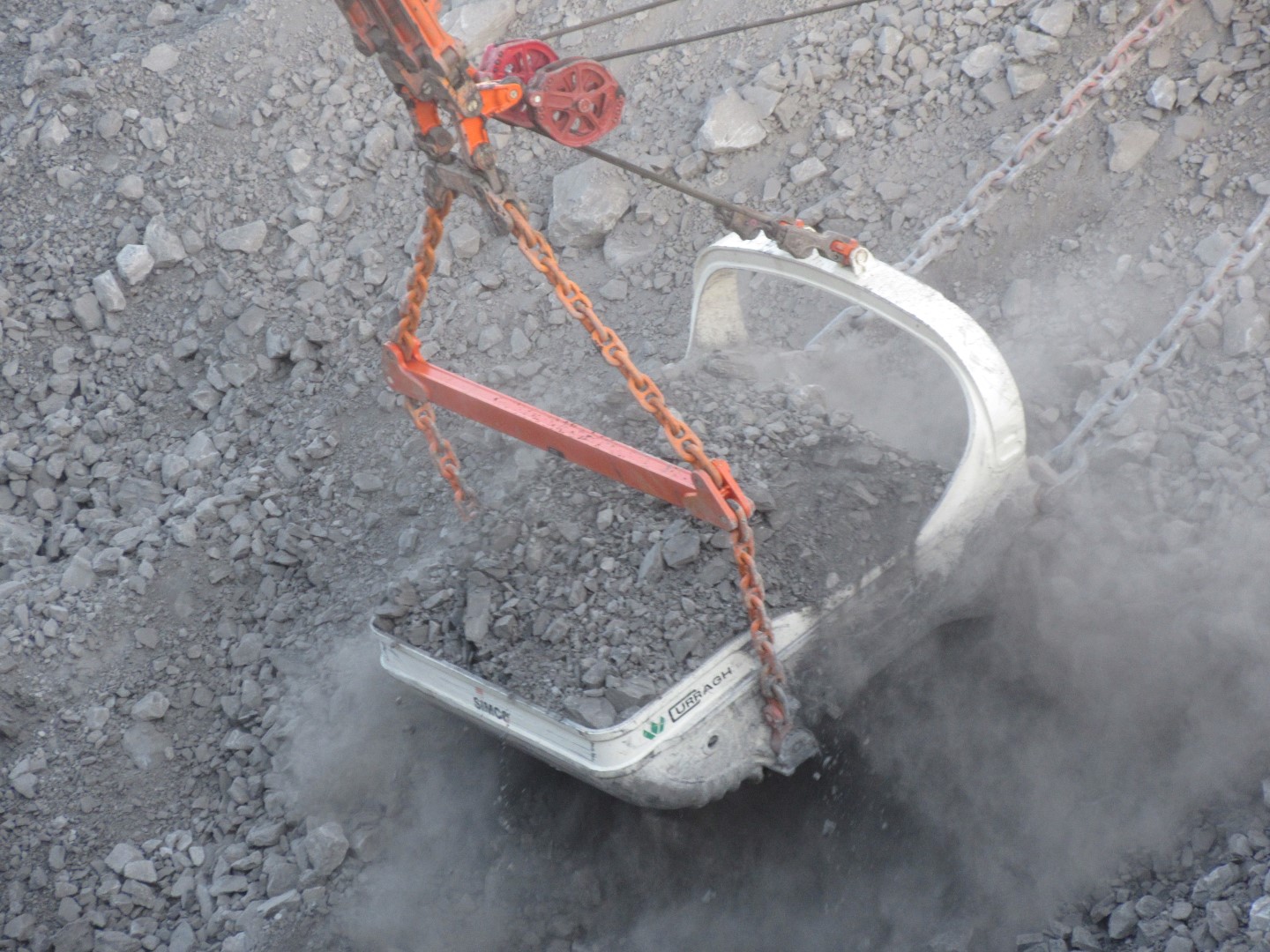90m3 Class “Omega” Dragline Bucket Commissioned at Curragh Mine SIMCO