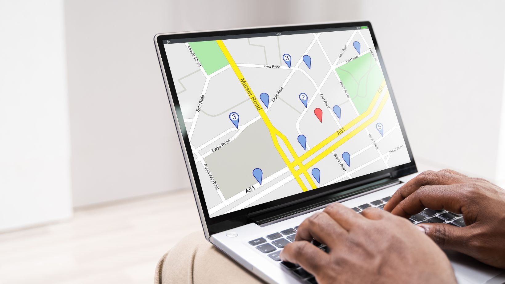 How to Know if Someone Paused their Location on Life360 How to