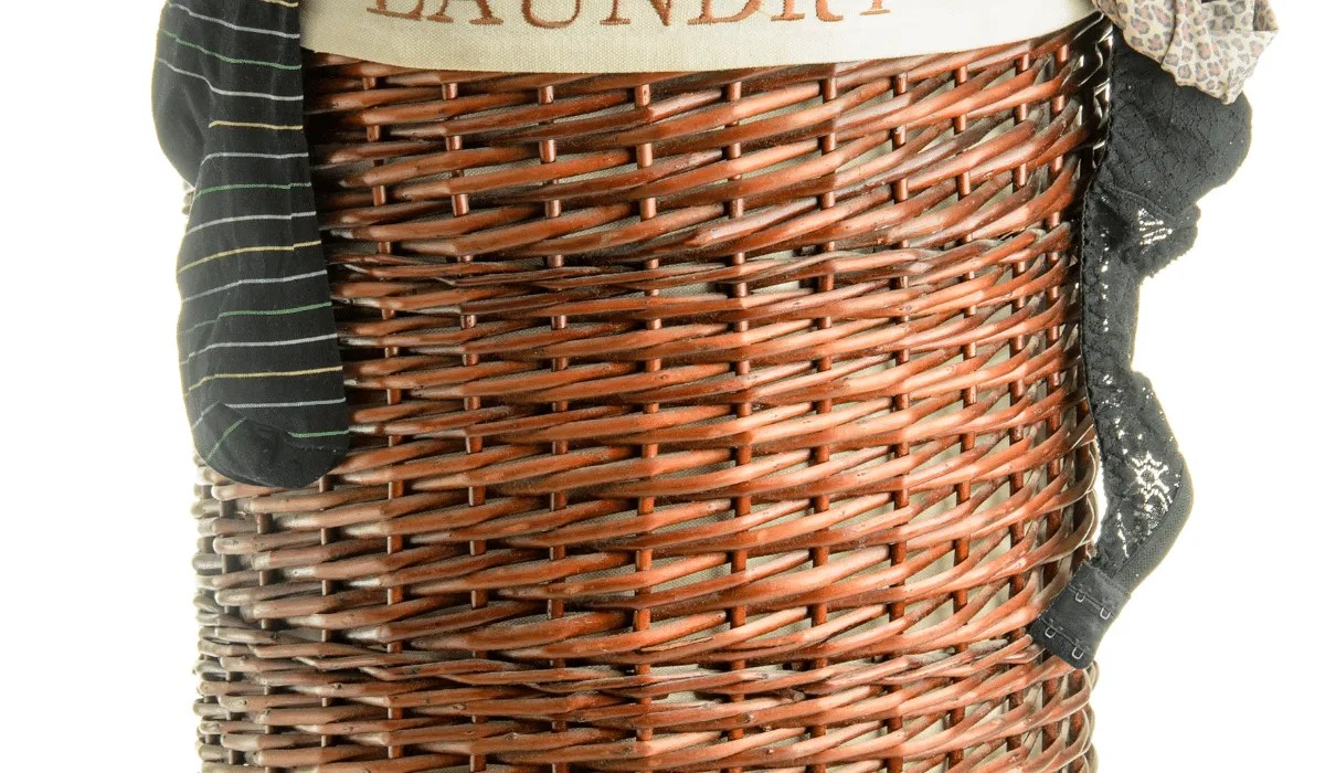 9 Best Laundry Baskets In Singapore Under 40