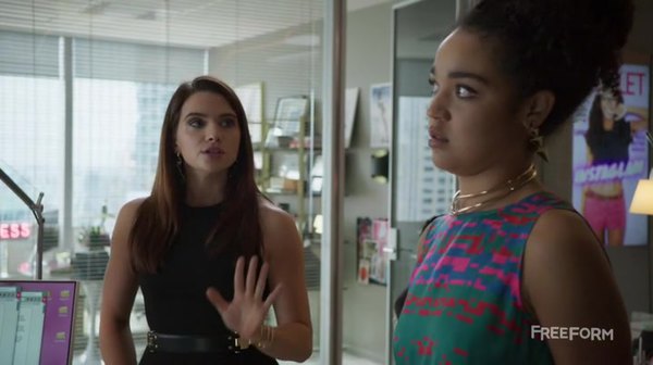Screencaps of The Bold Type Season 1 Episode 1