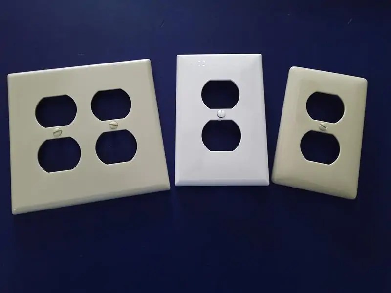 Plastic Plug Plates Emergency Lighting, Electrical Installation in
