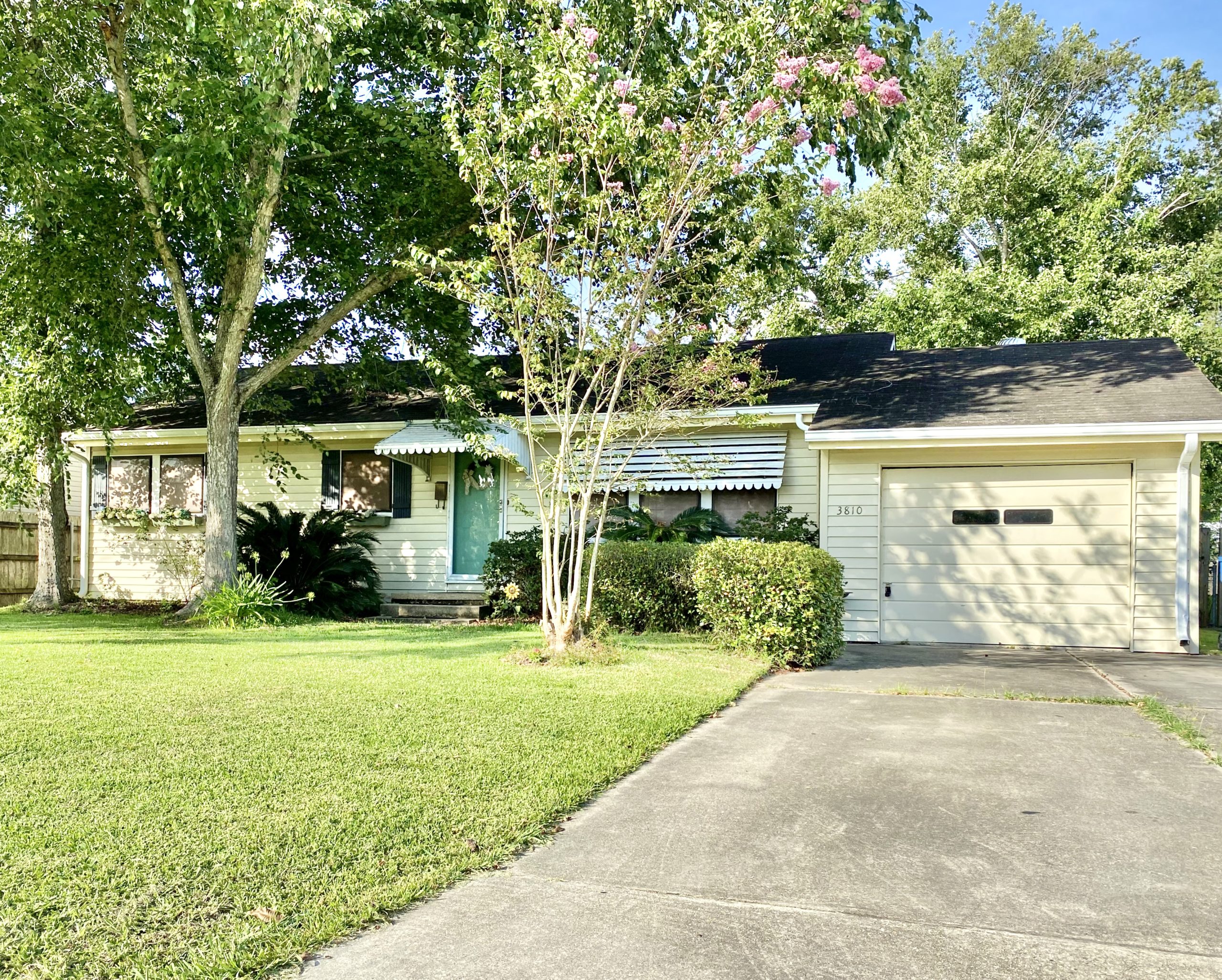 Berwick, La. Homes For Sale. St Mary Parish. Simon Real Estate