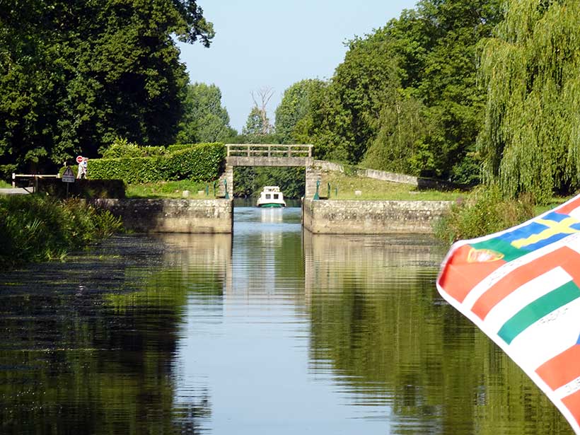 Bienvenue sur le site de Simonszand Plaisance Fluviale Canal de Nantes a Brest De Redon a