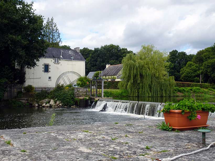 Bienvenue sur le site de Simonszand Plaisance Fluviale Canal de Nantes a Brest De Redon a