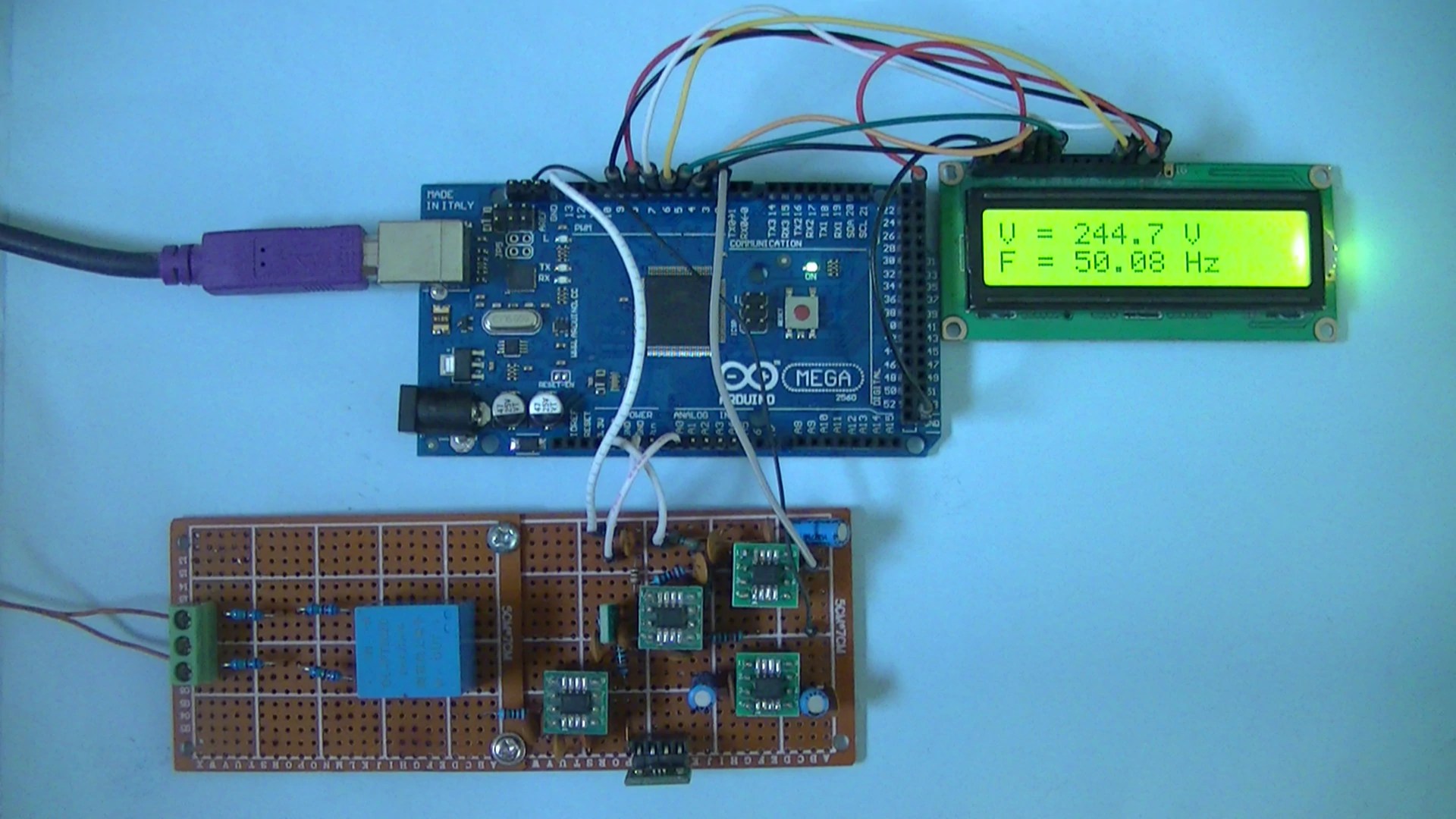 AC Voltage & Frequency Measurement with Arduino