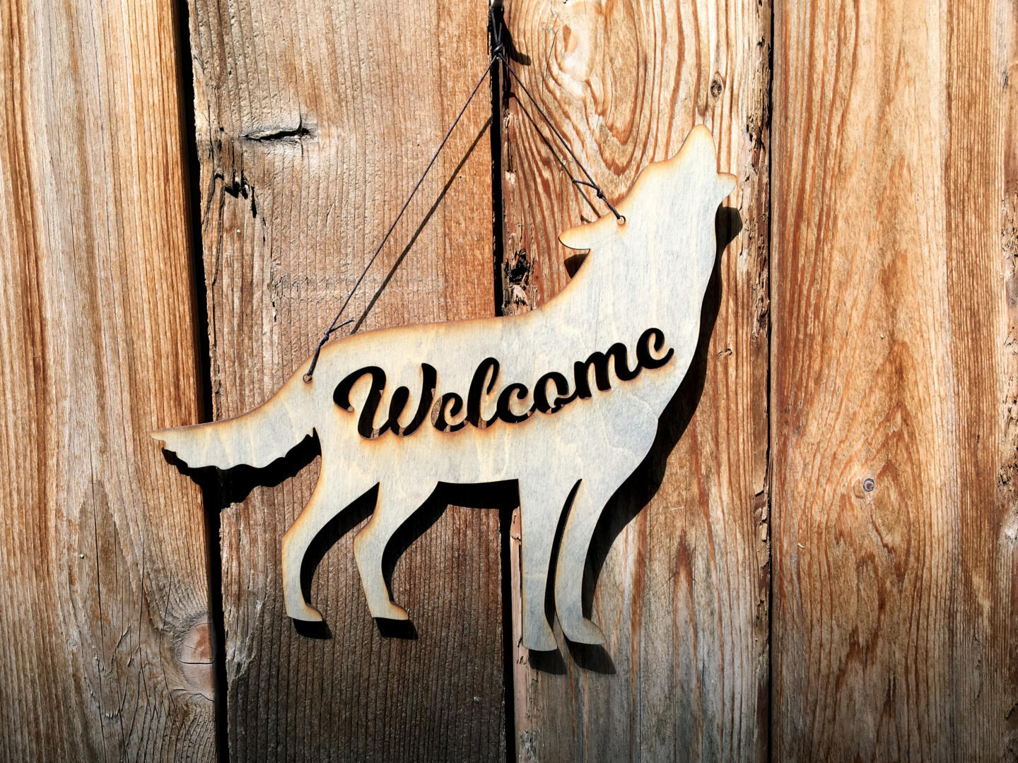 Wolf Sign Simple and Sylvan