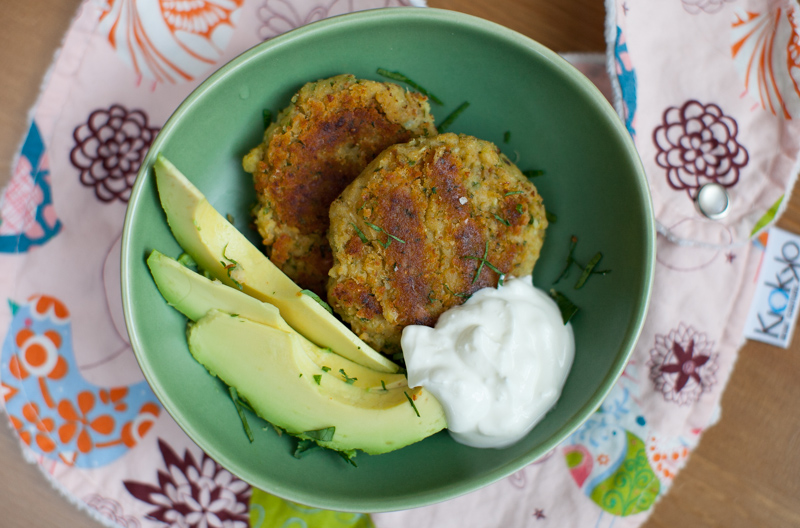 BabyLed Feeding (BLW) with Clara a 10month update