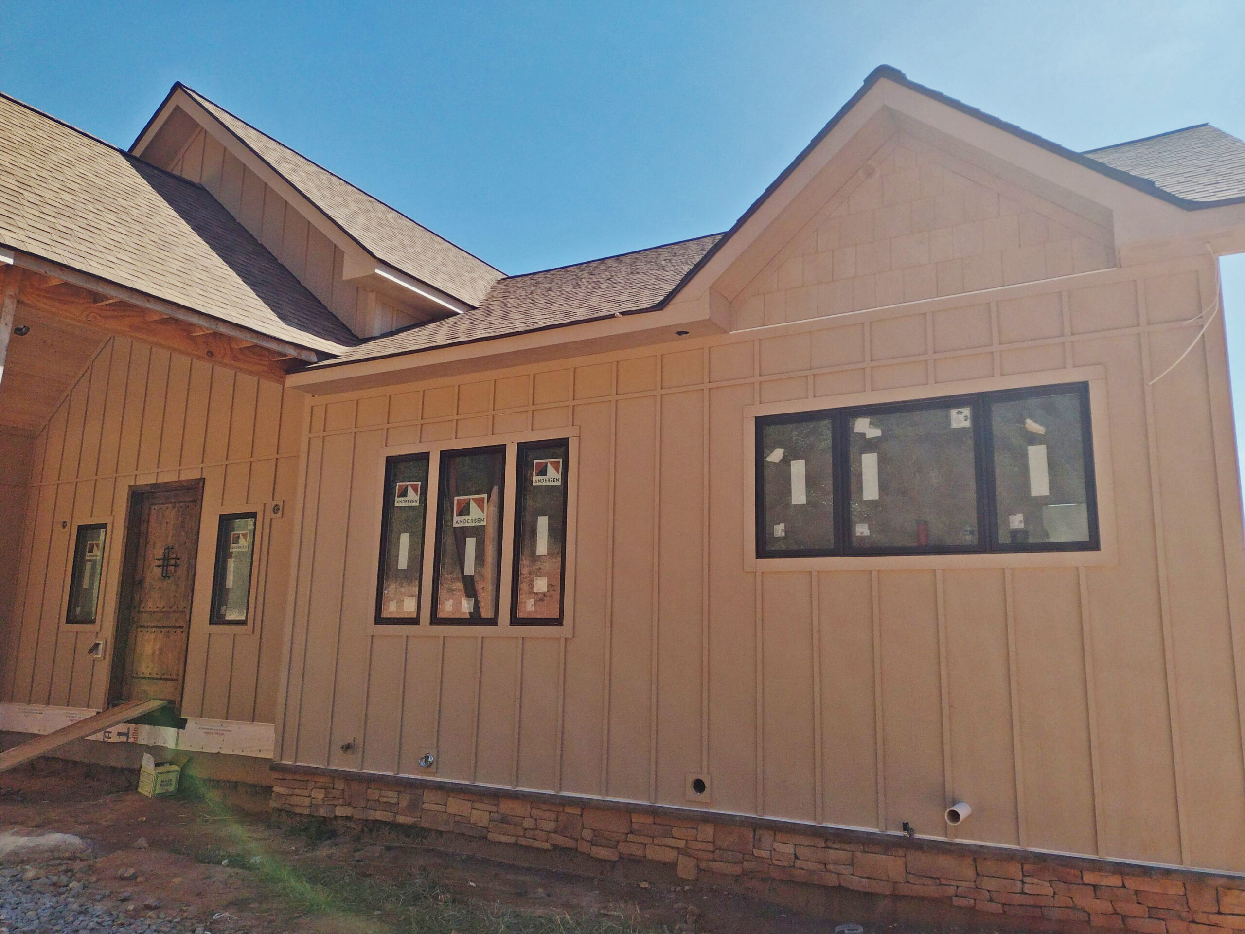 Siding & Gutters Simple Construction Contractor In Roanoke, VA