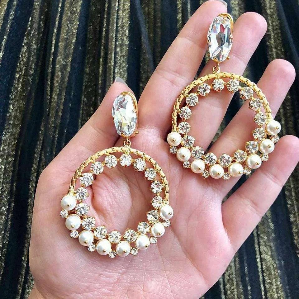 Trendy earring design Simple Craft Ideas