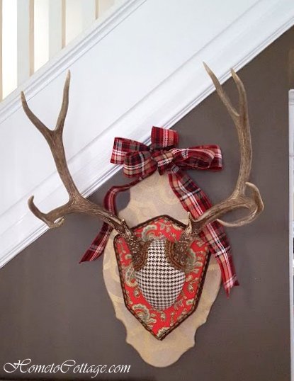 Deer Antlers for Christmas, HometoCottage.com