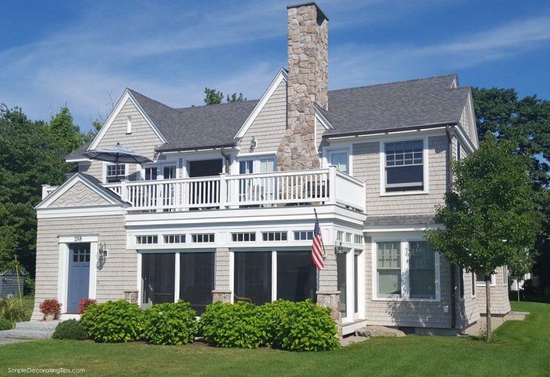 Coastal Maine New England Style Houses SIMPLE DECORATING TIPS