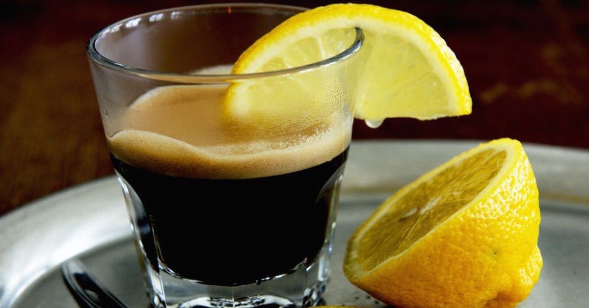 Café con limón ¿beber o no beber? Simplemente Genial