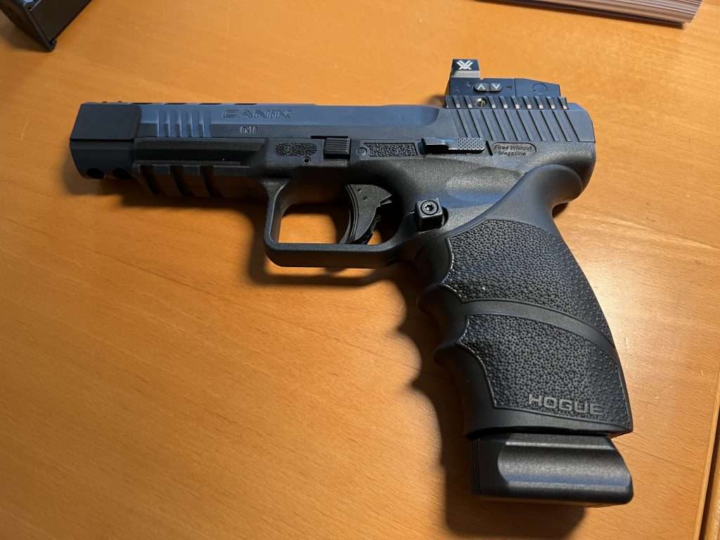 TP9SFX slip on grip option r/canik