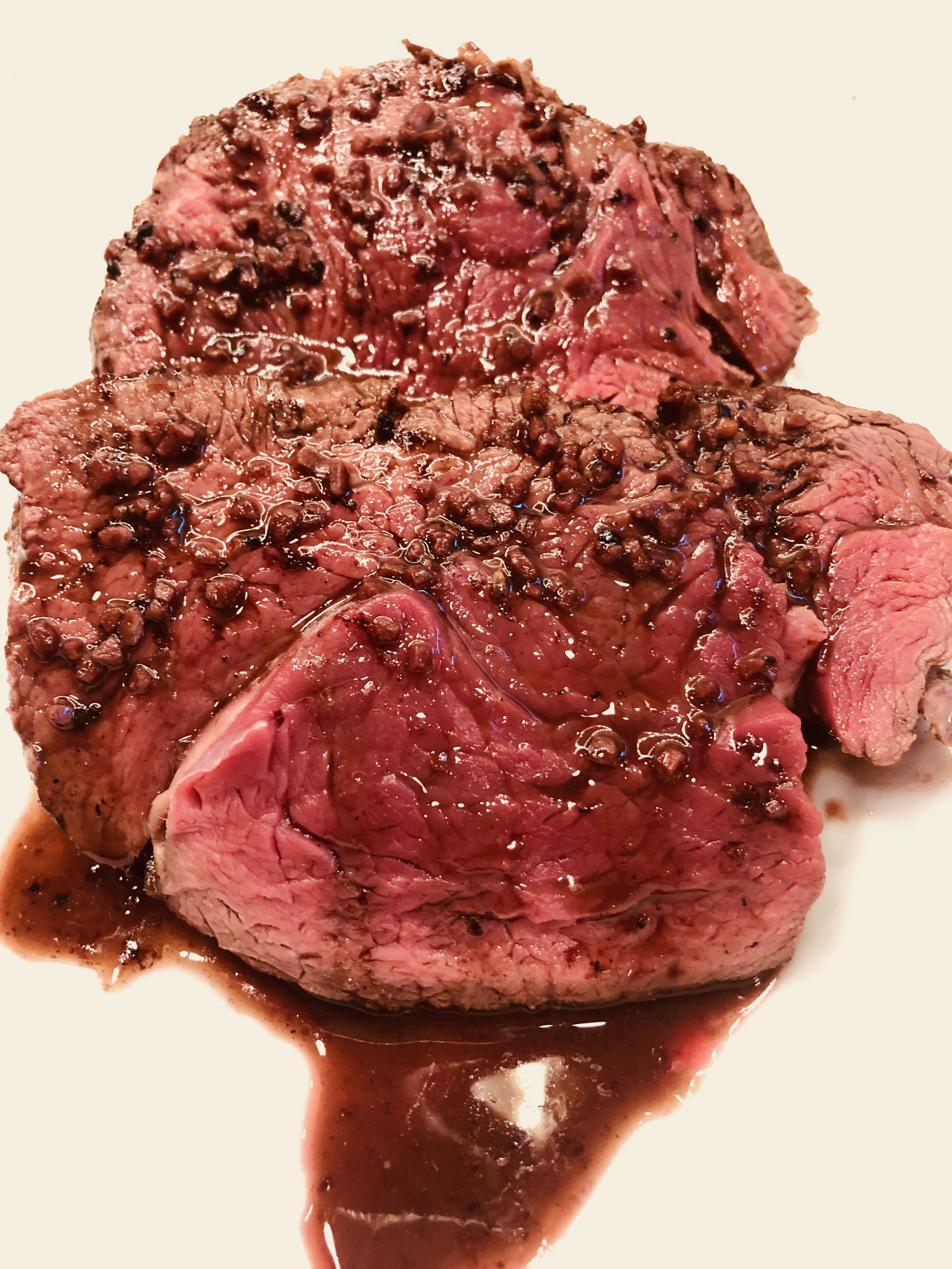 Chateaubriand w/ Red Wine Au Jus Simple & Delish