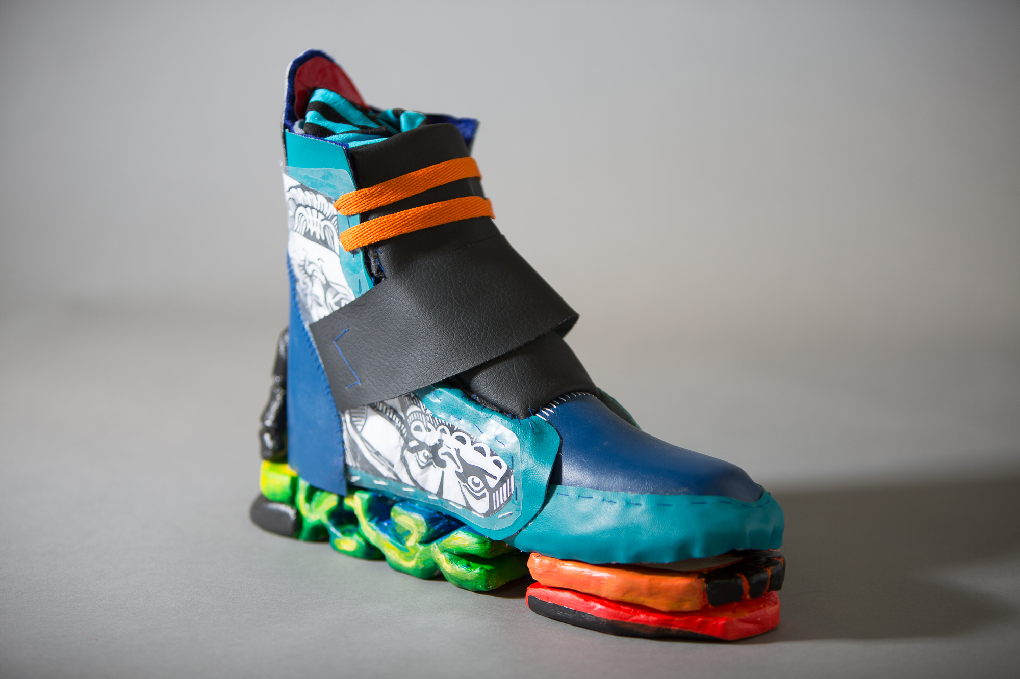 Get Shoe Design School Pictures