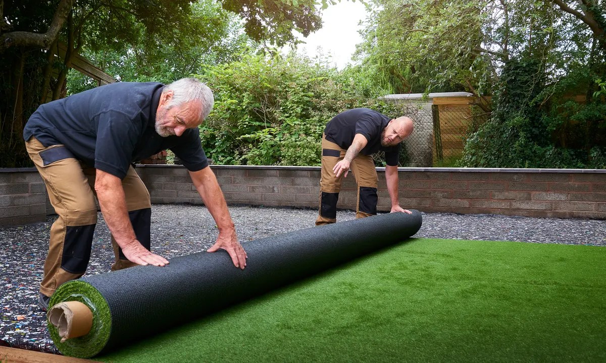 How Much Does it Cost to Install Artificial Turf?