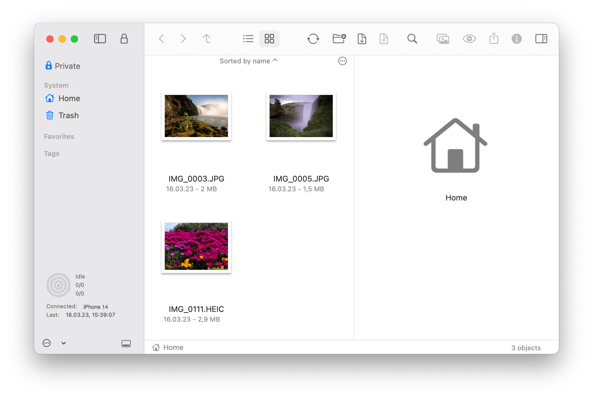 Create Safe on Mac and also Safe by syncing on iPhone