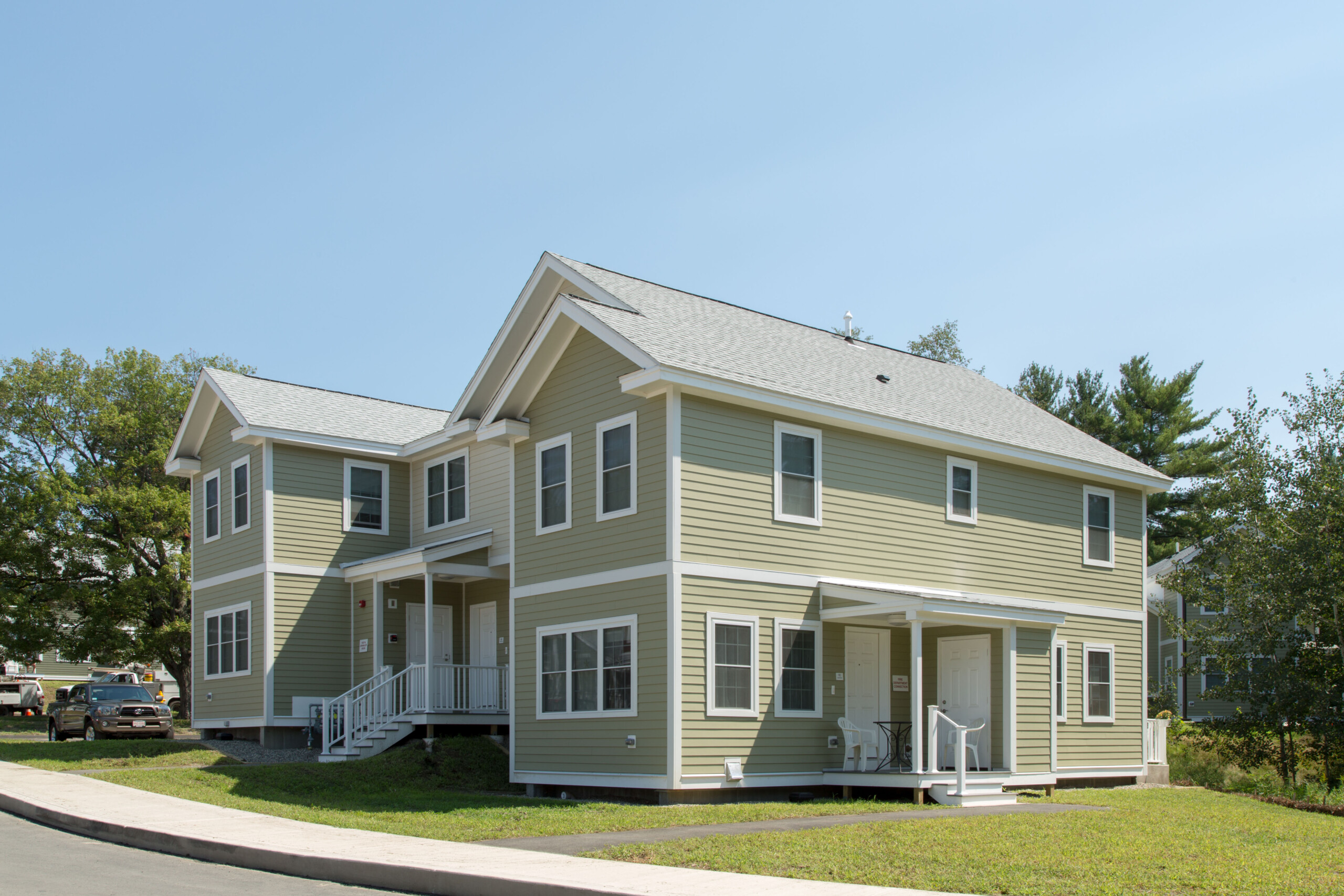 Leyden Woods Simplex MultiFamily