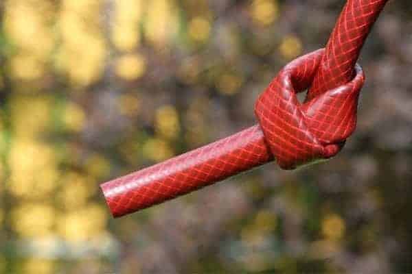 picture of a tied hose pipe