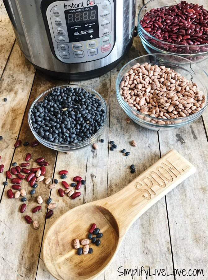 How to Cook Dried Beans in the Instant Pot {Soaked or Unsoaked