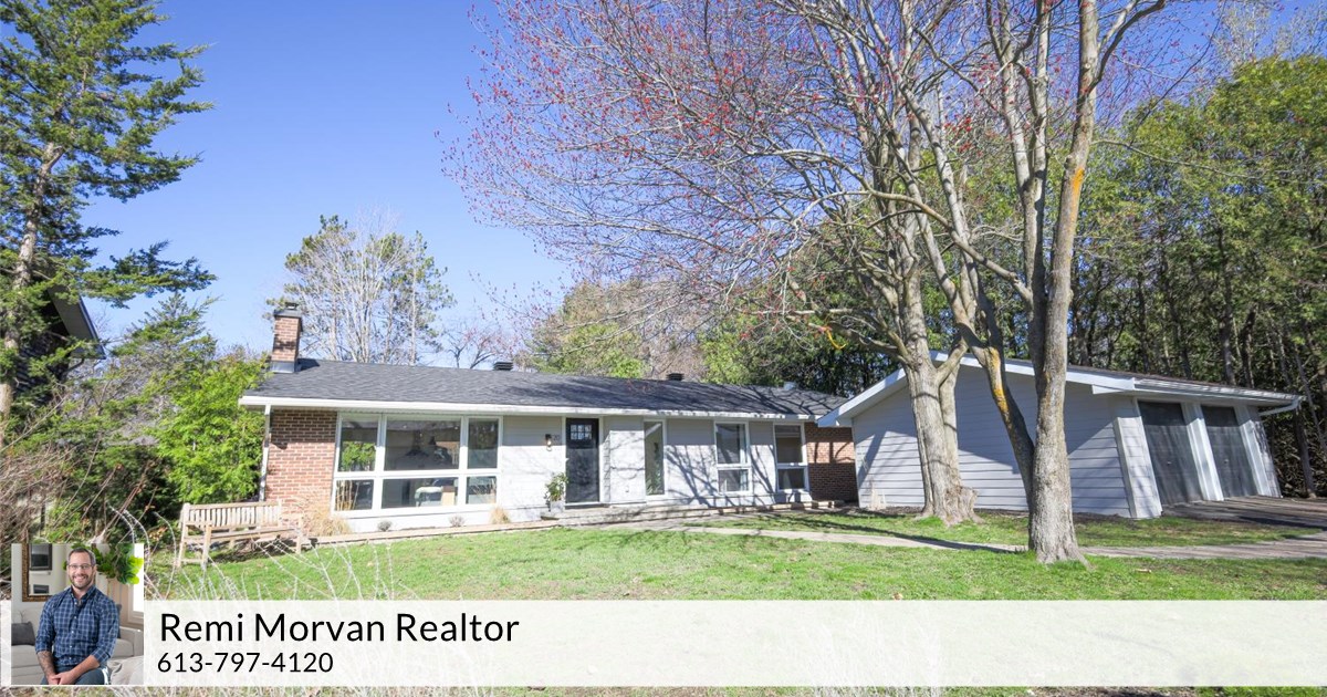 20 Varley Dr, Kanata, ON K2K 1E8