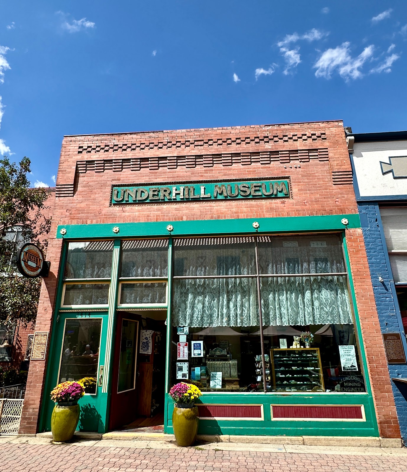 Underhill Museum Simplify Renting Denver Metro's Premier Airbnb