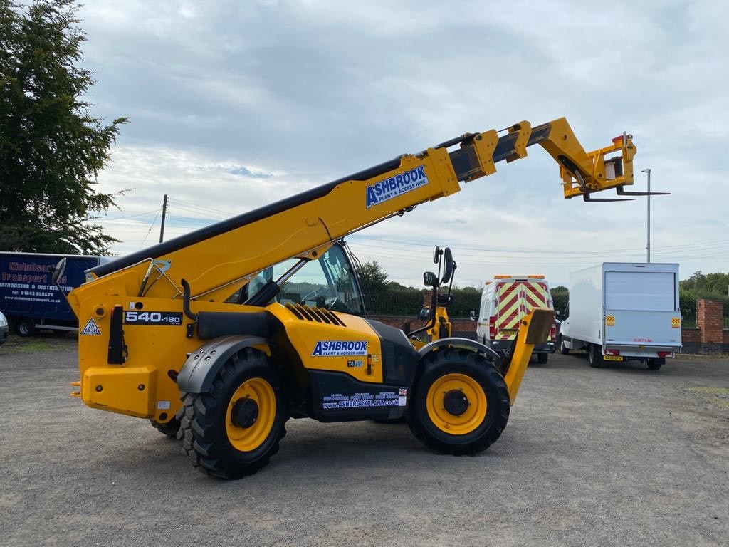 2017 JCB 540180 HiViz 18 metre telehandler Simply