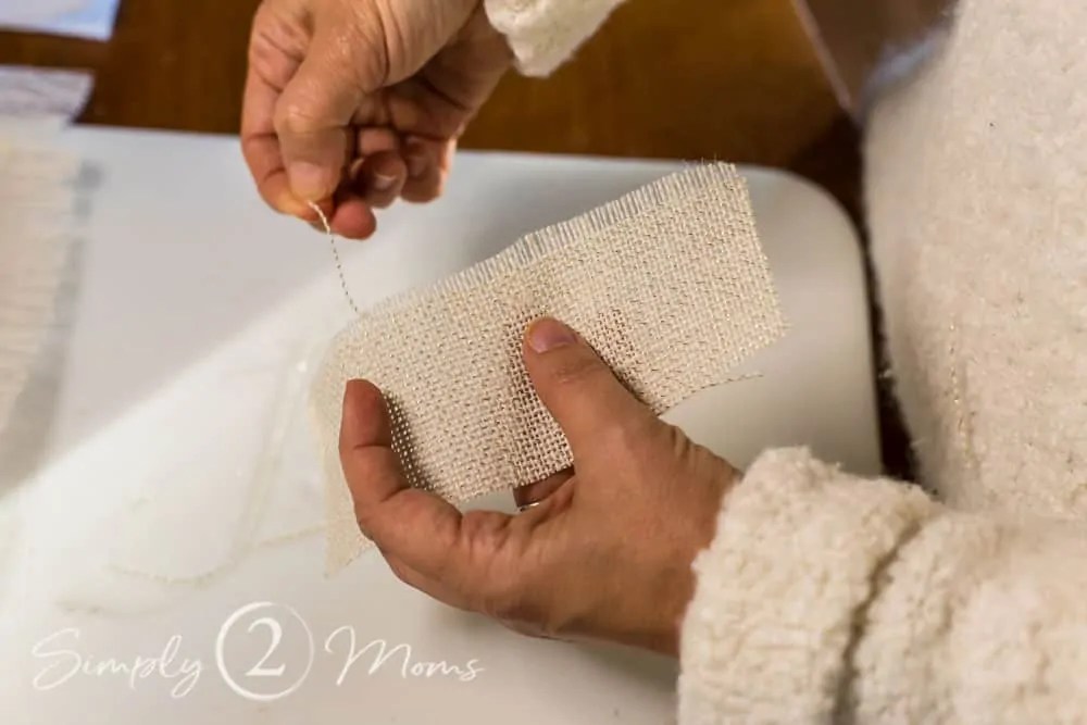 How to Make a Simple DIY Fringed Burlap Christmas Tree
