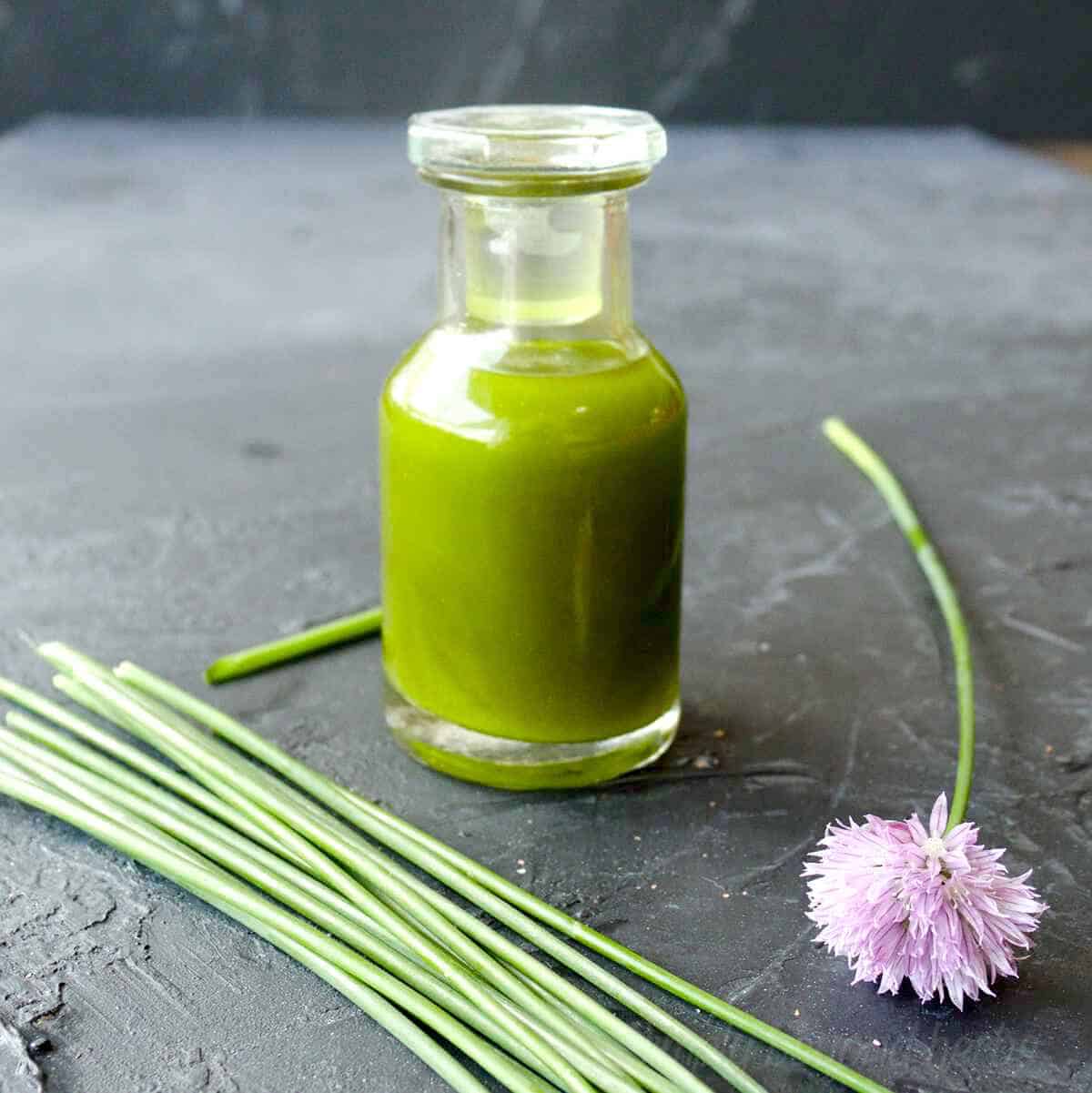 Emerald Chive Oil SimplyBeyondHerbs