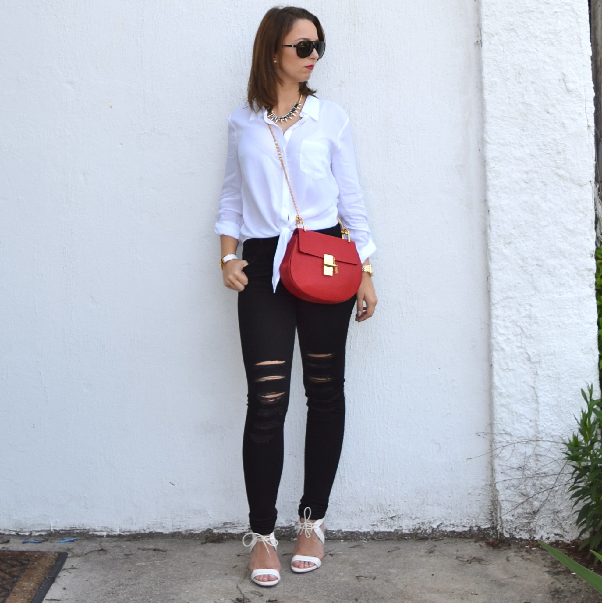 What's Black & White and Red All Over? Simply by Simone