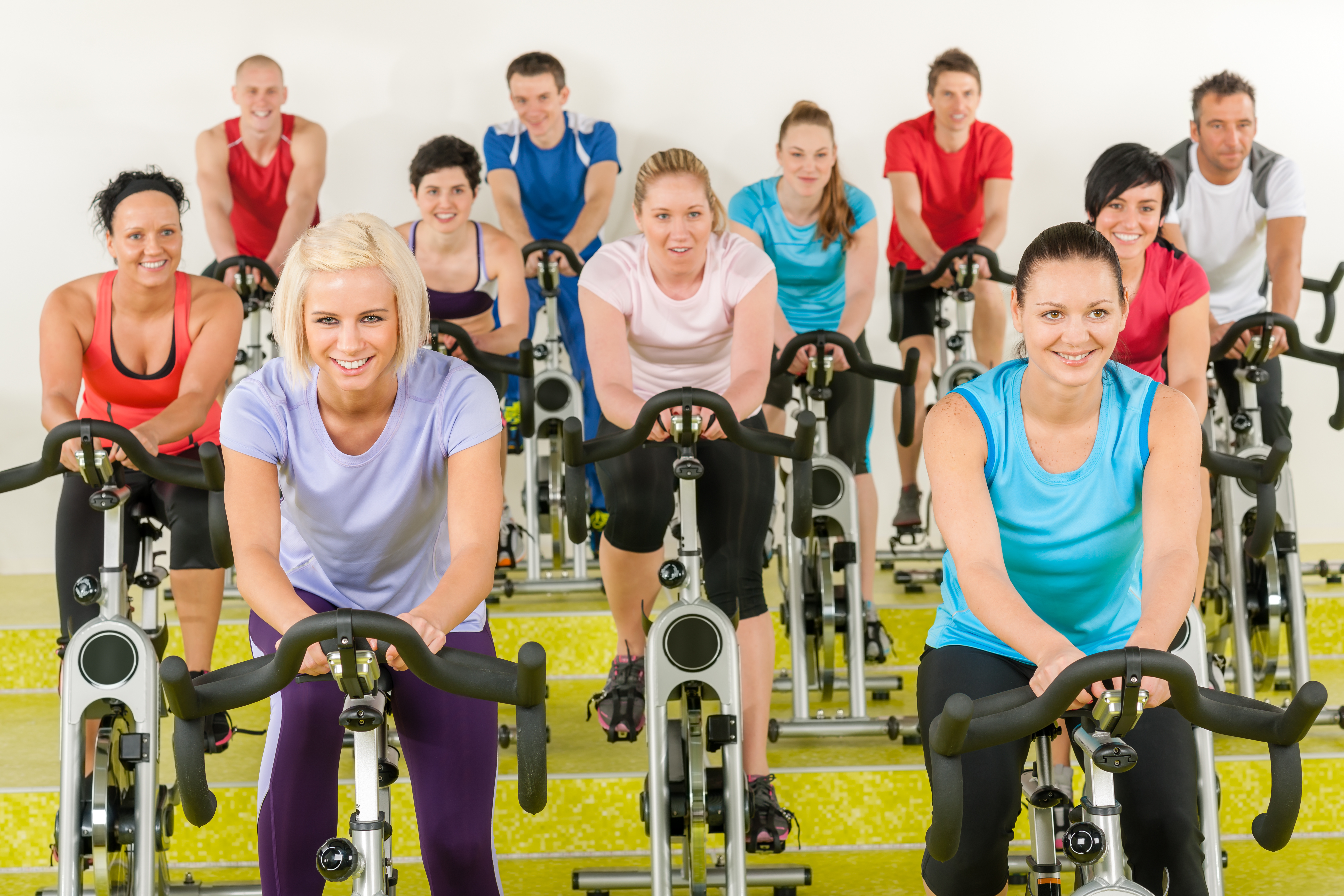 Spinning class at the gym Simply Gym Spinning class at the gym Simply Gym