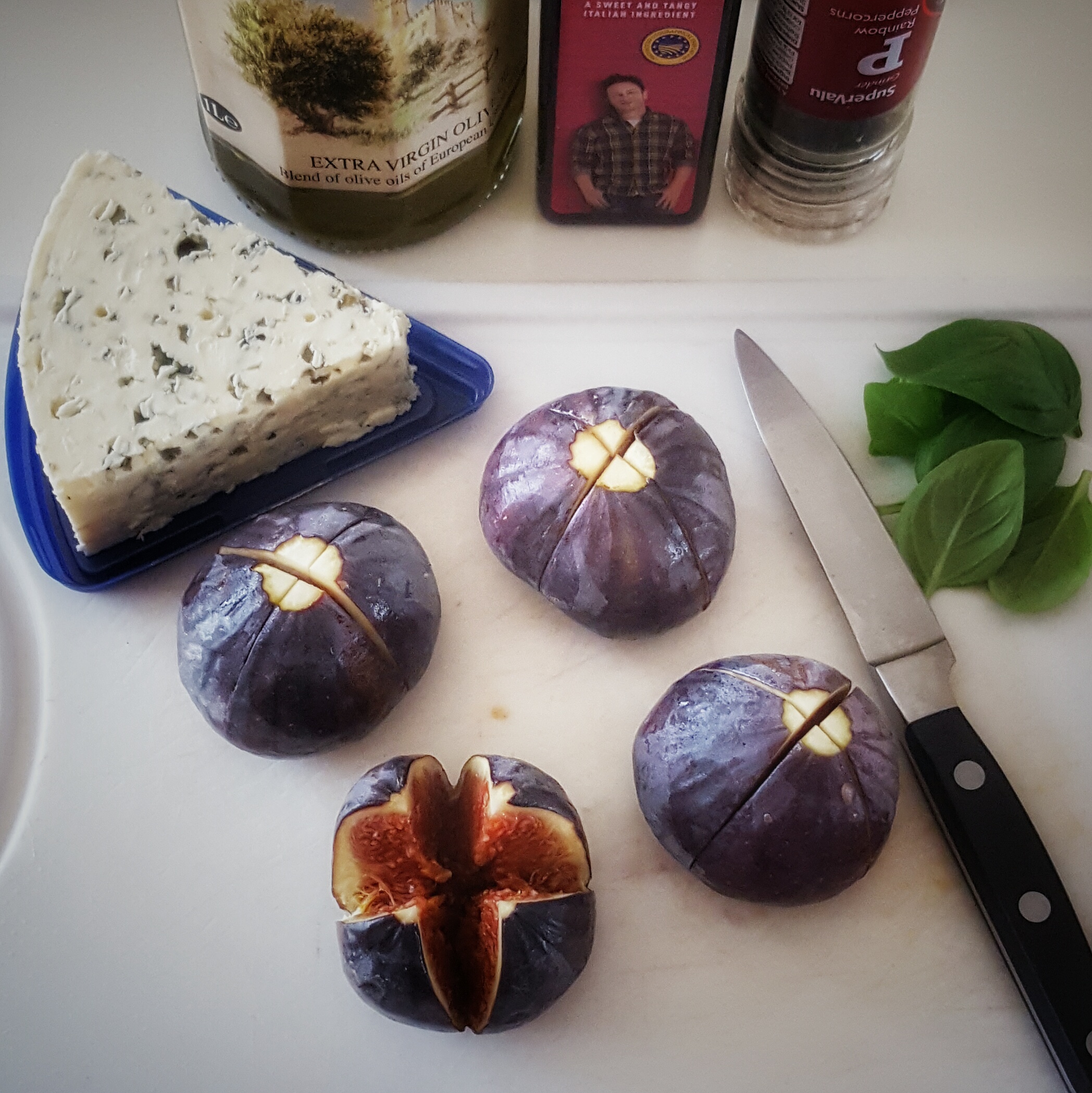 Fig, Blue Cheese, Basil and Pancetta on Rocket Salad