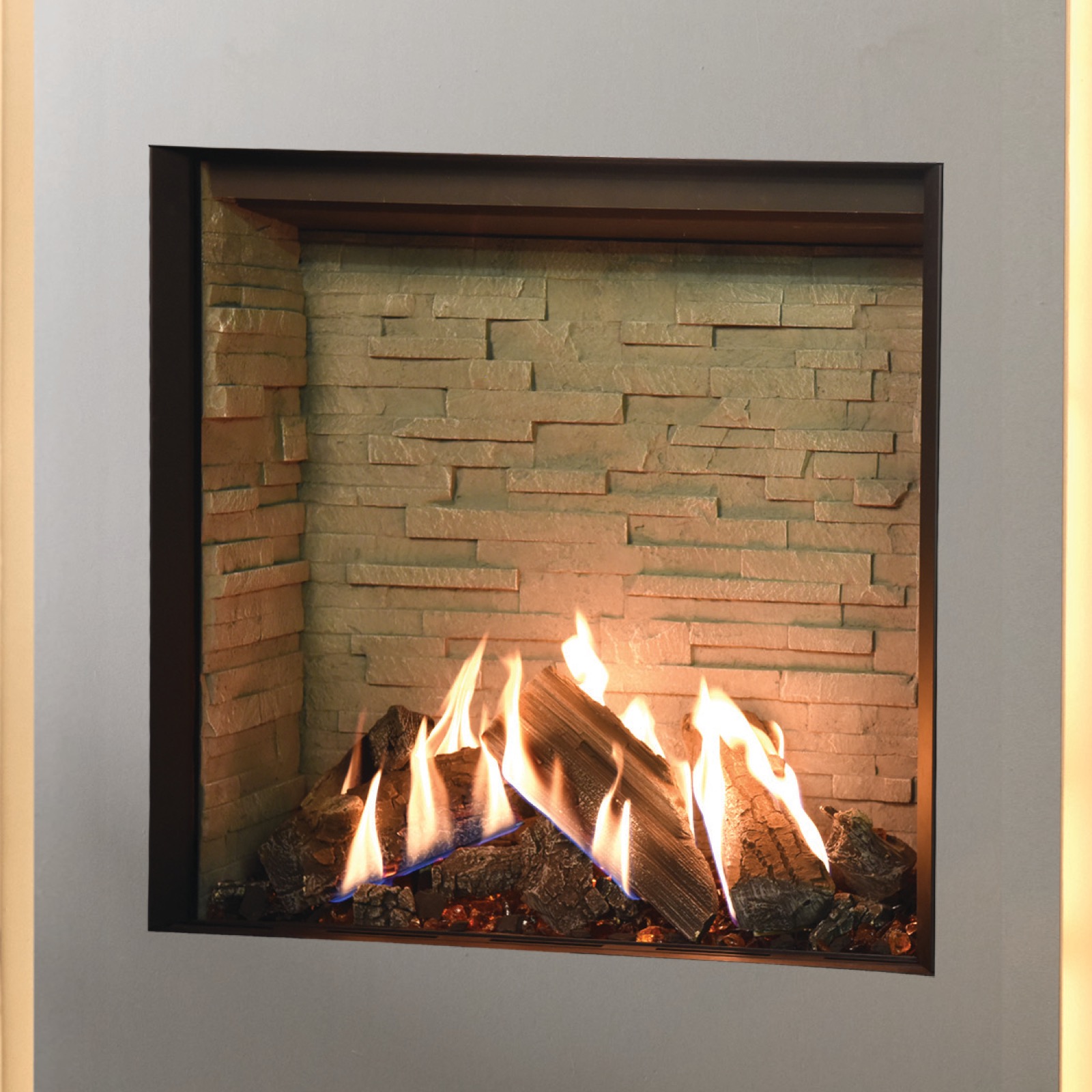 Gazco Reflex 75T, Balanced Flue, Natural Gas, Ledgestone Effect Lining