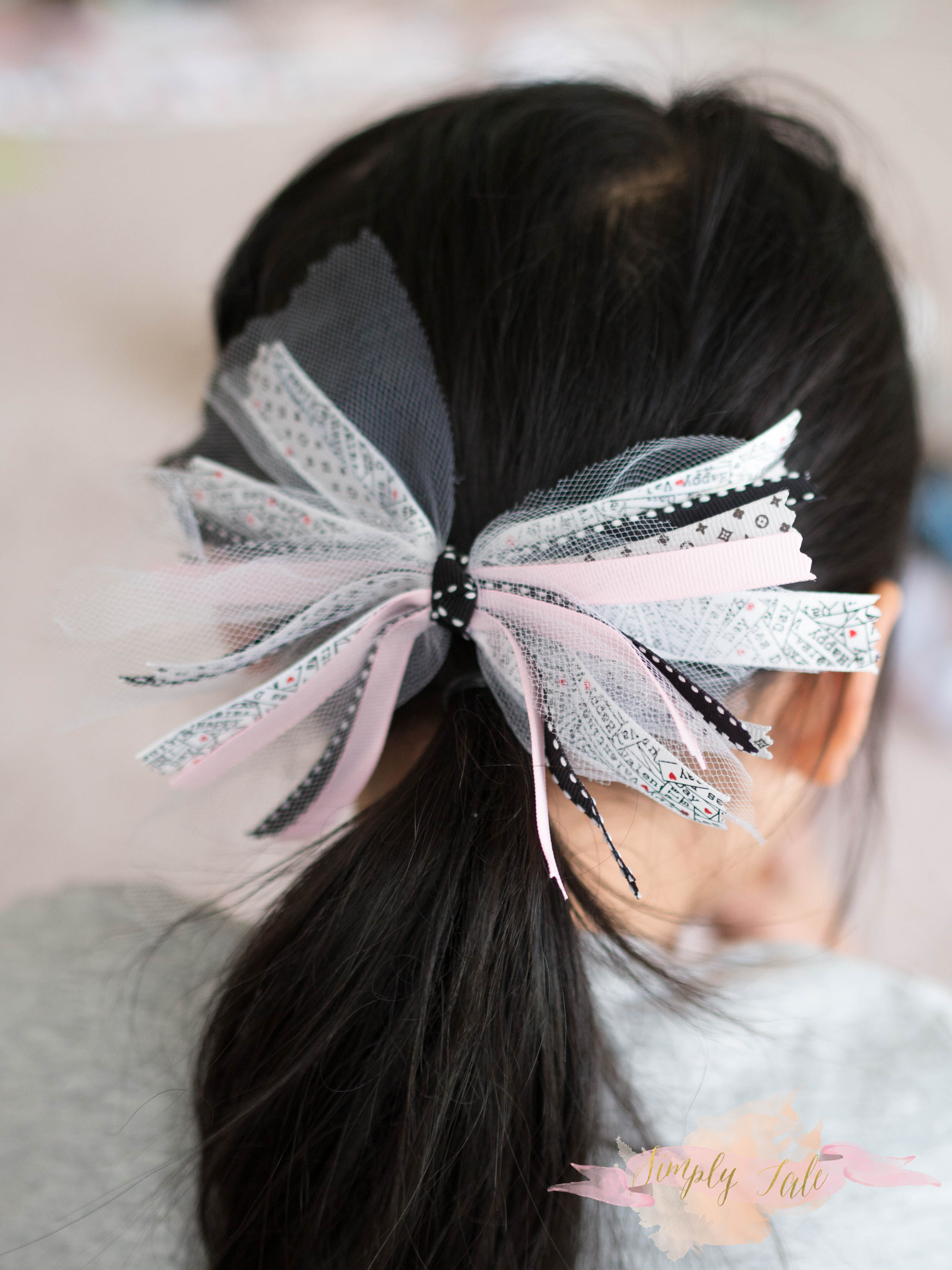 {DIY} Tulle and Ribbon Scrap Bows Simply Tale