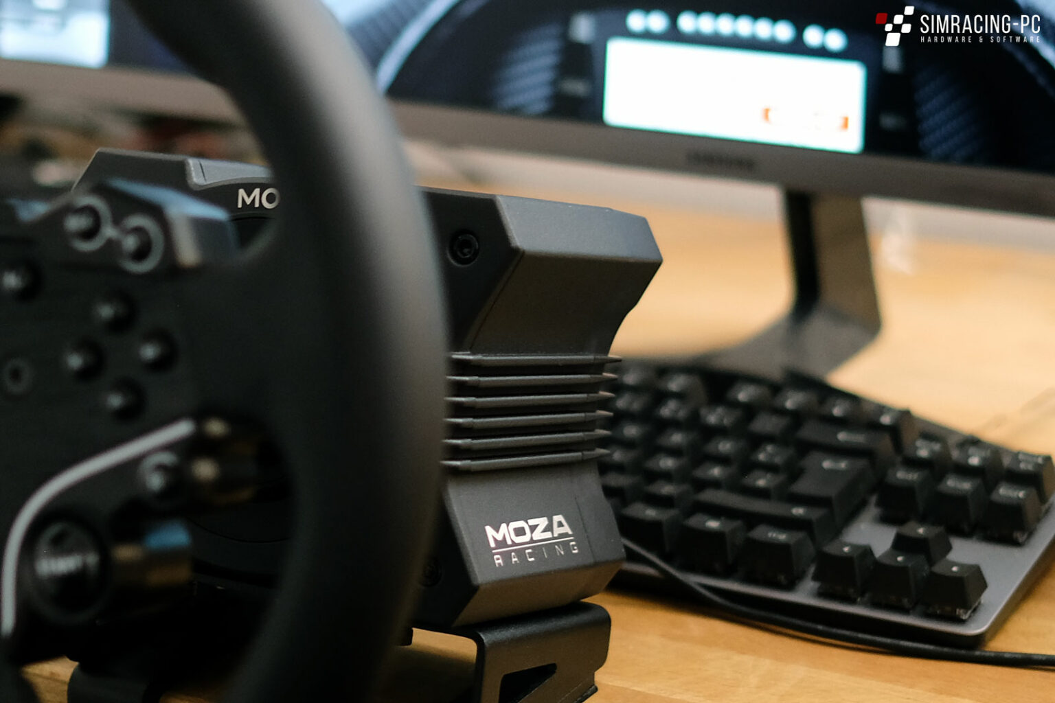 MOZA R5 Bundle Review SimracingPC