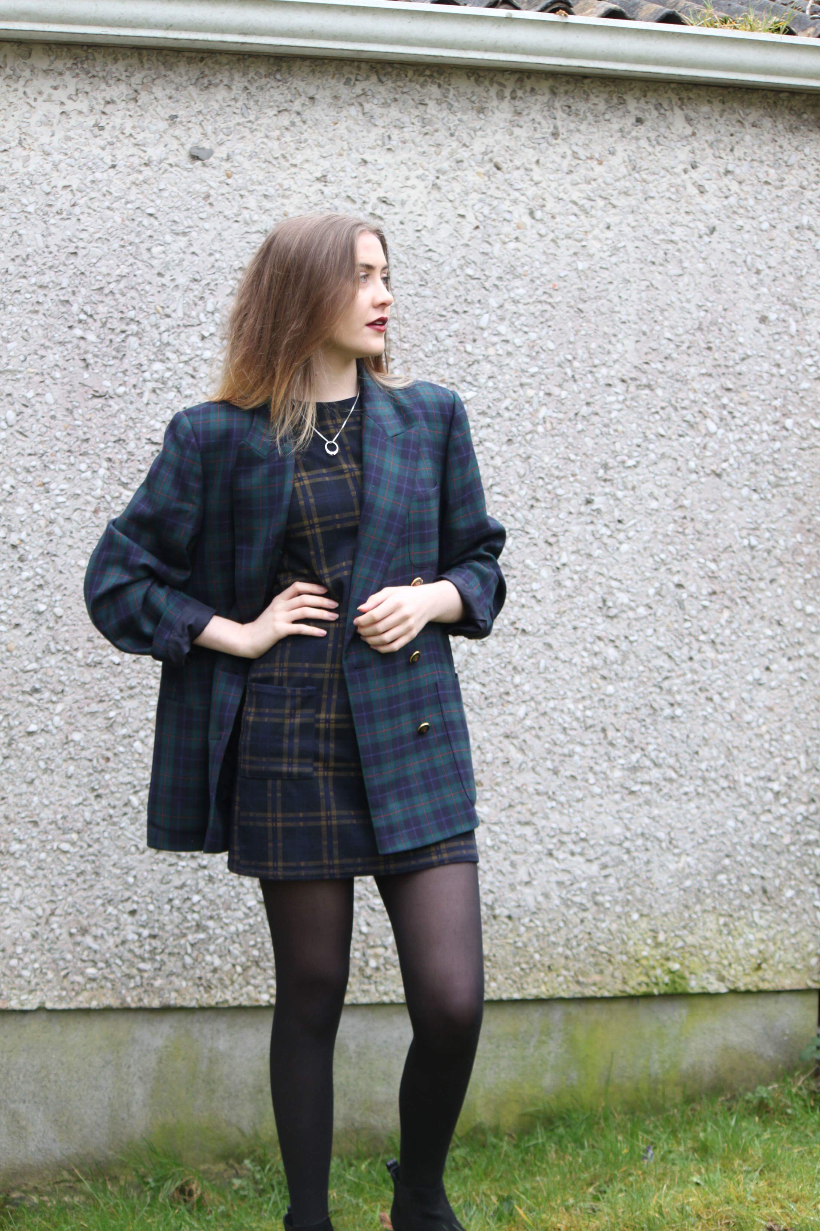 Arriba 52+ imagen new wave outfit Abzlocal.mx