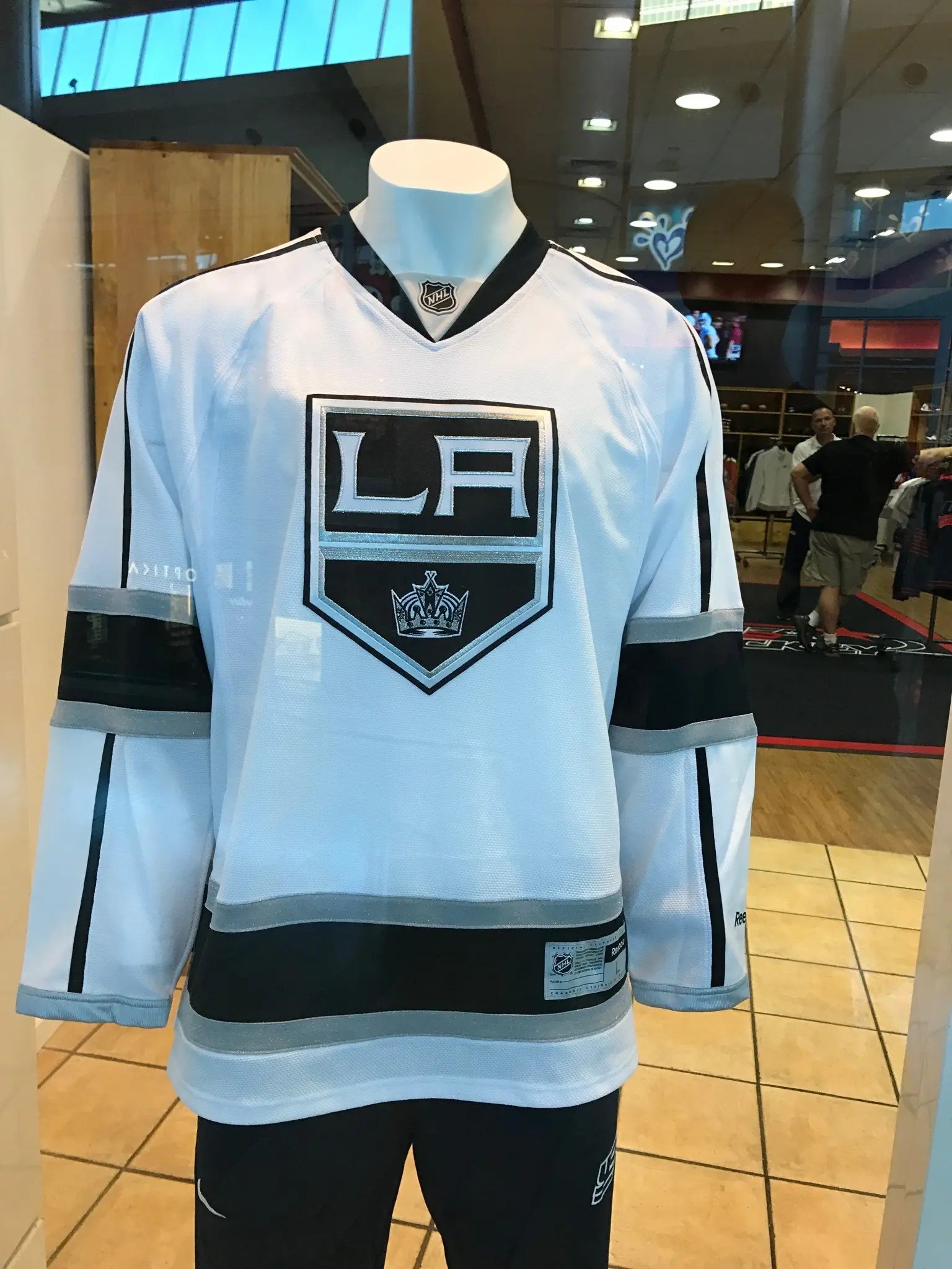 USA Hockey Store Opens At Fashion Show Mall SinBin.vegas