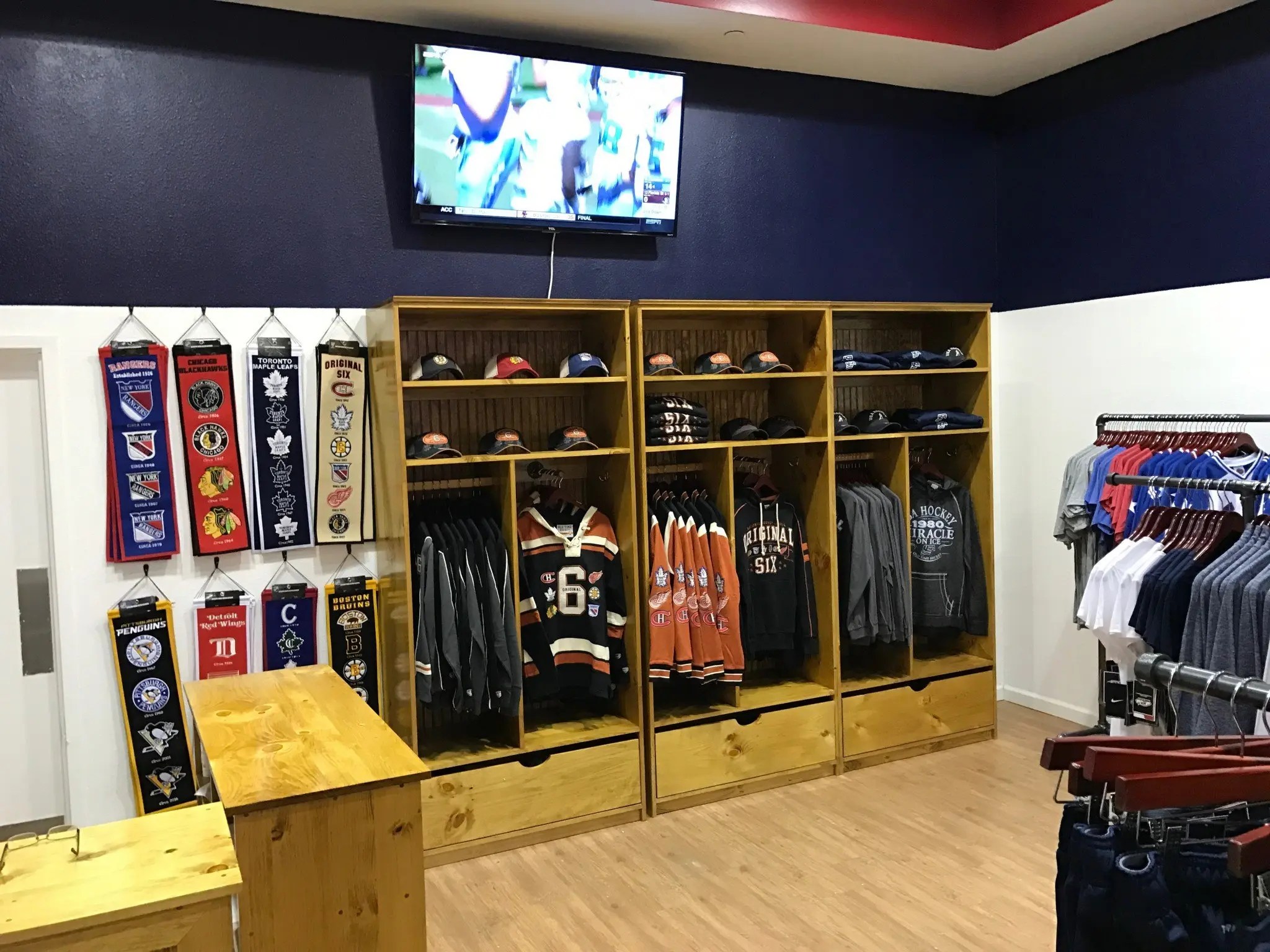USA Hockey Store Opens At Fashion Show Mall SinBin.vegas