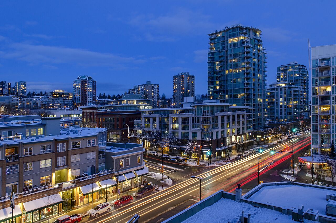 Contemporary Condo in the heart of Lower Lonsdale with Ocean View