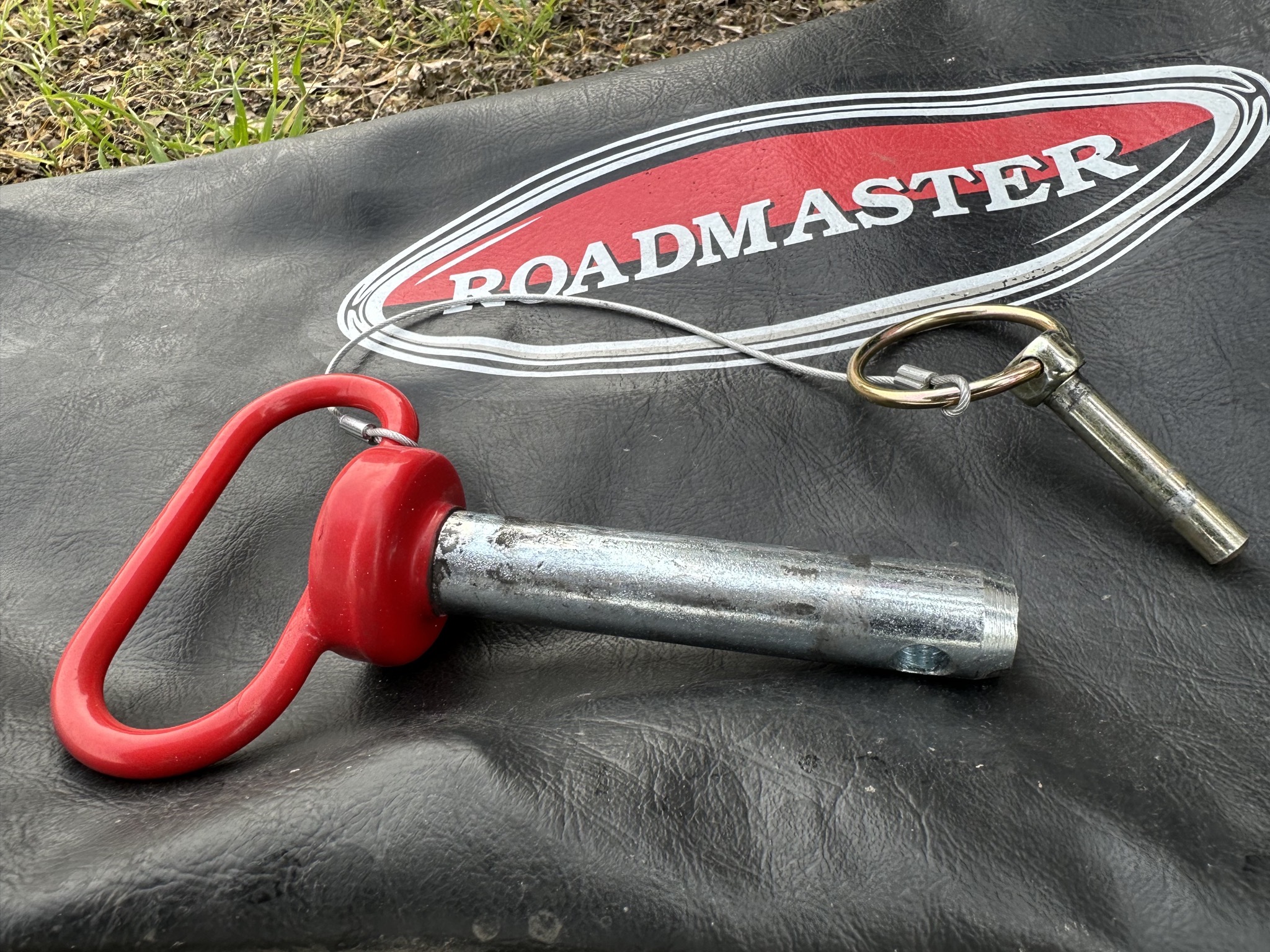 Improved tow bar pins Sinclair Trails