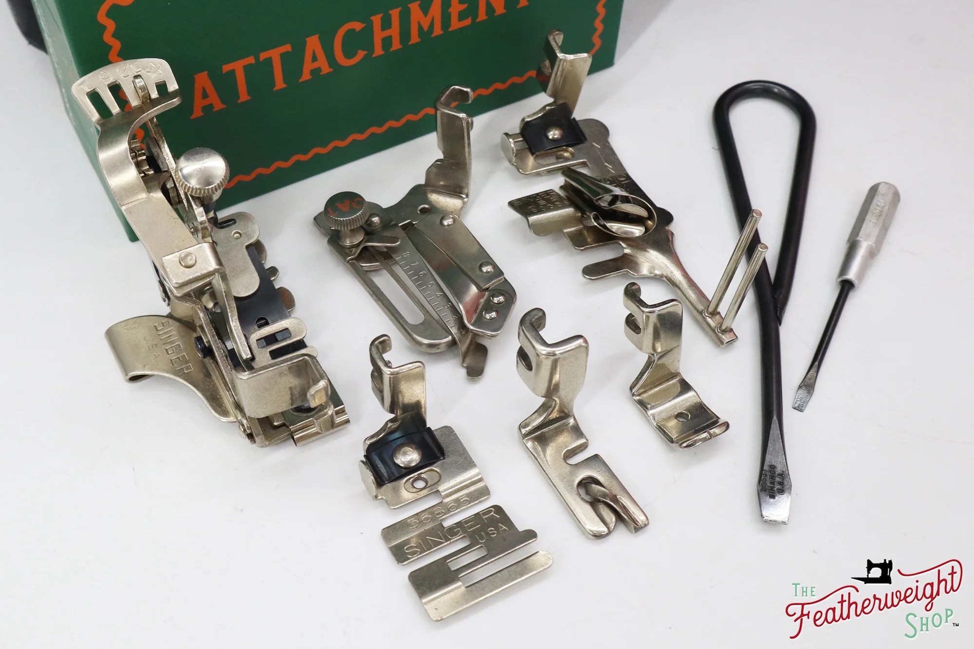 Singer Featherweight 221, AJ126*** Fully Restored in Rosy Posy Pink