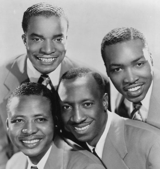 Famous Group Of Four Nude Galleries Voyeur