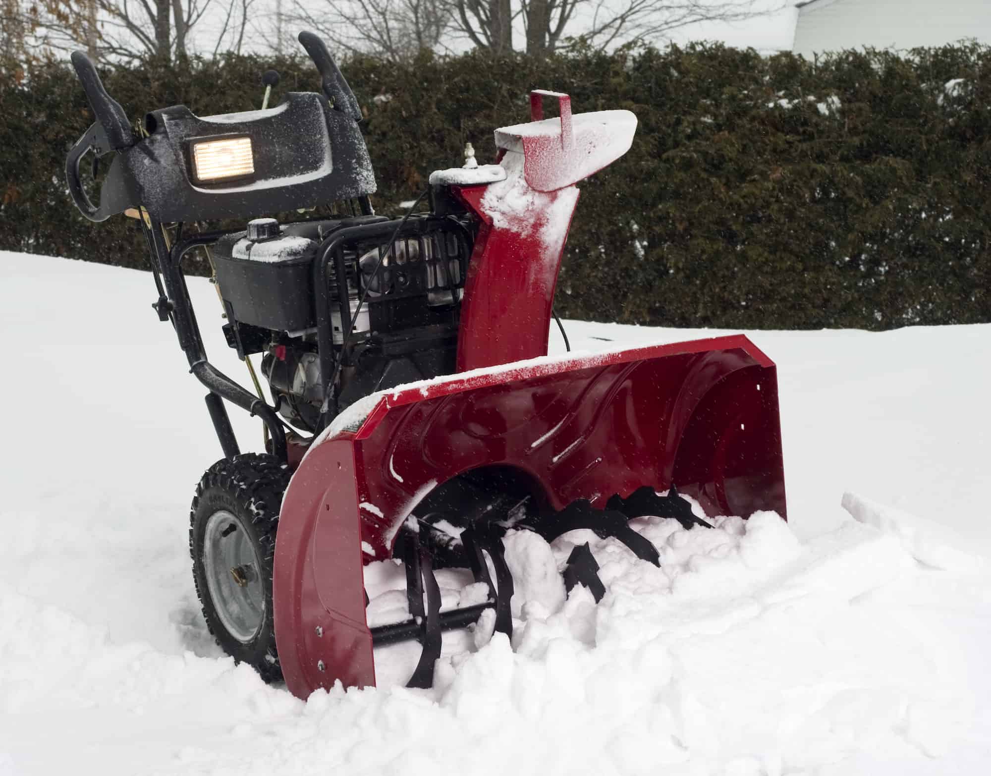OneStage vs TwoStage vs ThreeStage Which Snowblower Is Best? Single Girl's DIY