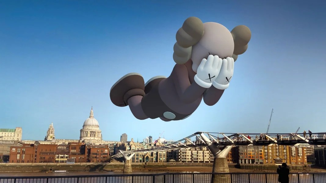 Watch London's Cool, Quirky Augmented Reality Art Exhibit at Home Meu