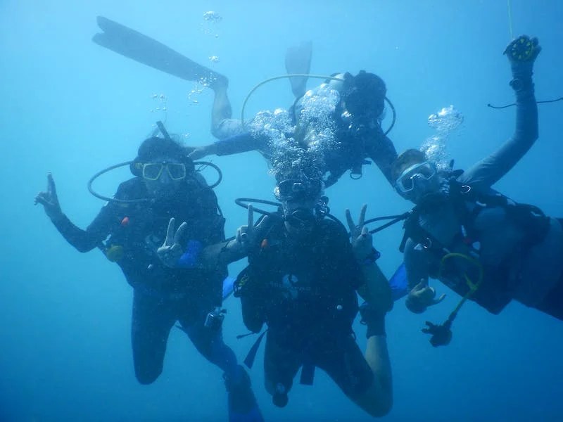 Underwater Explorers