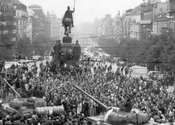 【比爾曼自傳】第十四章 布拉格是巴黎公社（一）