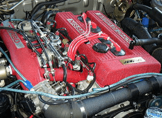スカイラインr30 鉄仮面 の中古車専門店は エンジンスペックやr31との違いは スカイラインr30 鉄仮面 の中古車専門店は エンジンスペックやr31との違いは