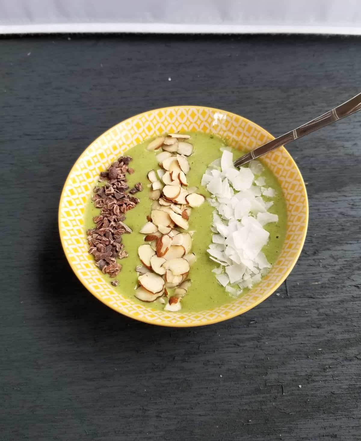 almond joy smoothie bowl