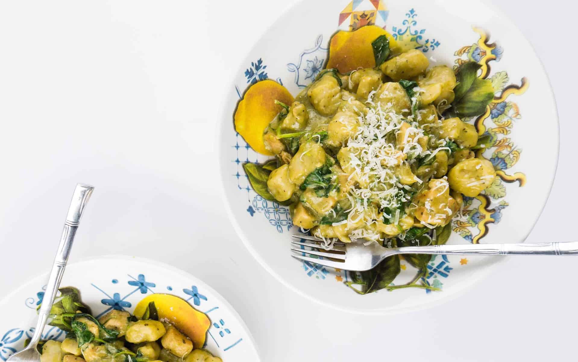 Pesto Alfredo Gnocchi with Chicken and Kale Sip and Spice
