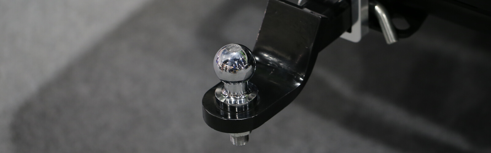 Custom Hitches for Your Car or SUV in Ottawa Sipan Tires & Rims
